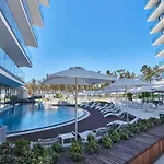 Wave Beachfront Family Appartement Miedzyzdroje