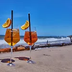Appartement Wave Beachfront Family *