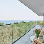 Appartement Wave Beachfront Family *