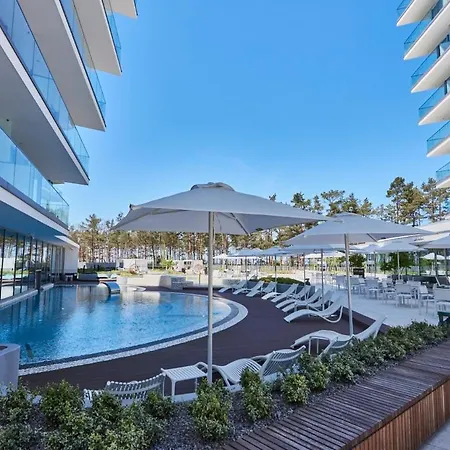 Wave Beachfront Family Apartamento Miedzyzdroje