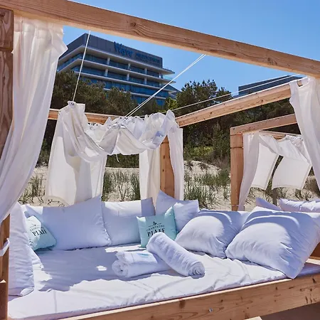 Wave Beachfront Family Apartamento Miedzyzdroje