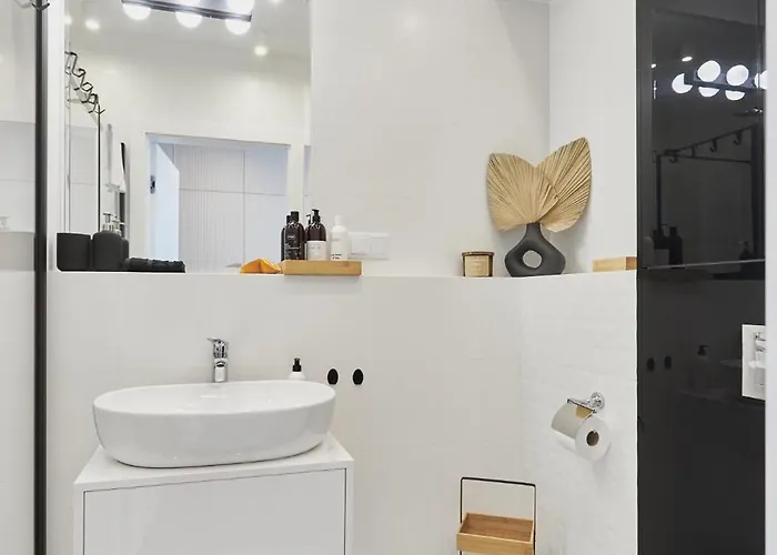 Wave Beachfront Family Apartman *