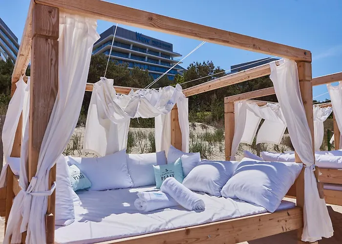 Wave Beachfront Family アパート ミエンジズドロイェ